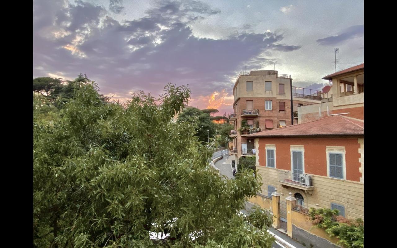 Charming Mini Near Vatican With Parking * Rom