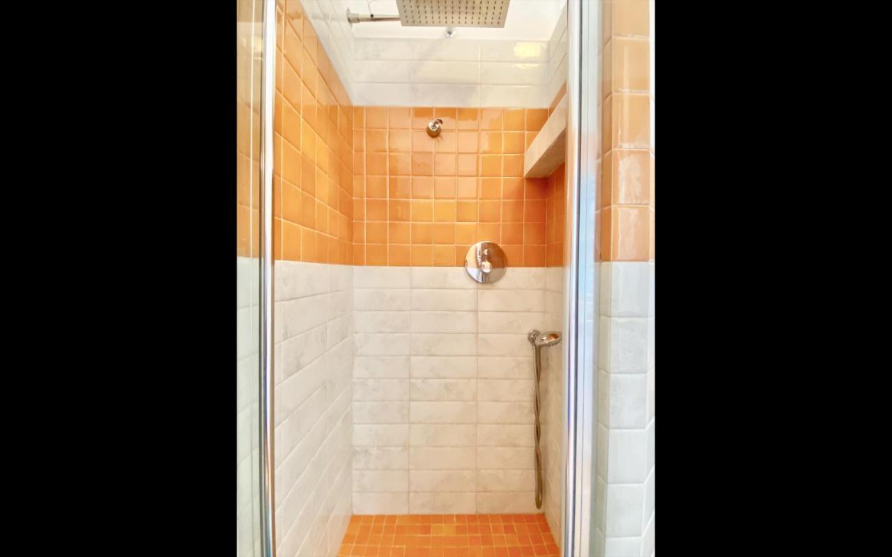 Charming Mini Near Vatican With Parking Apartment Rom